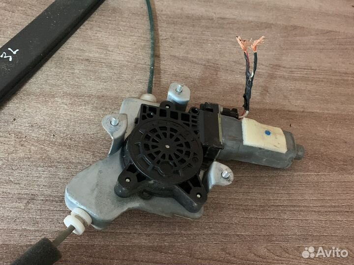 Стеклоподъемник электрический задний Kyron