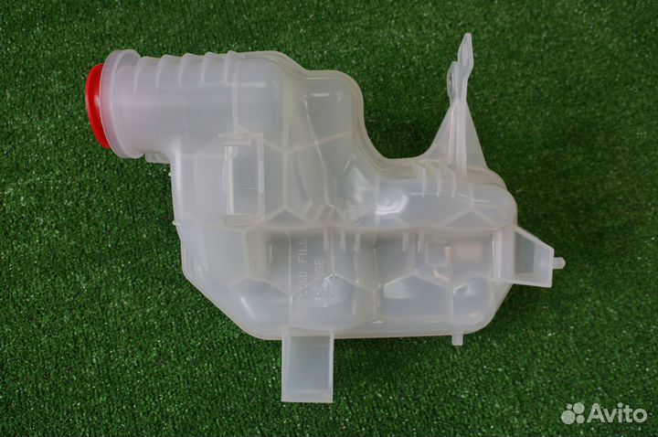 Бачок охлаждающей жидкости L320 / L319 - PCF500110