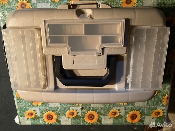 Ящик для рыболовных снастей