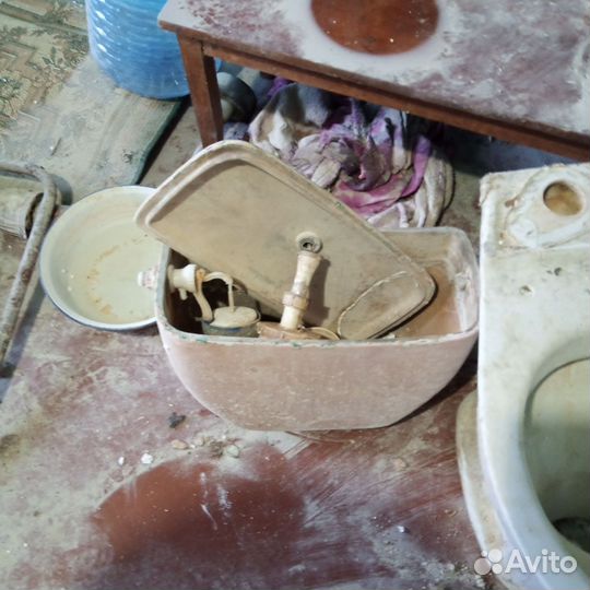 Унитаз с бочком бу для стройки