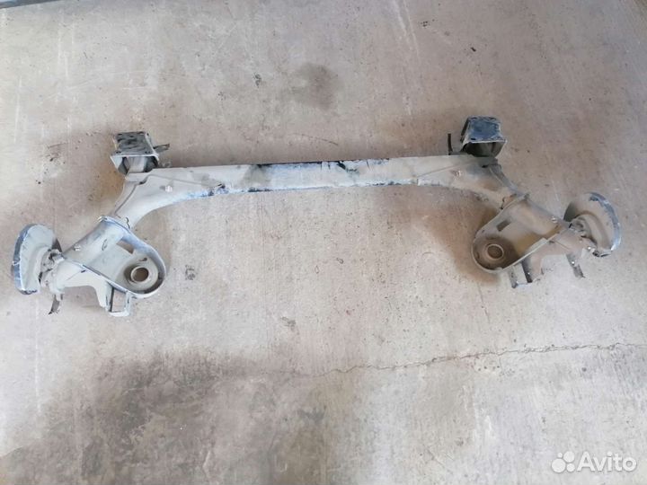 Балка задняя Шкода Рапид 2018