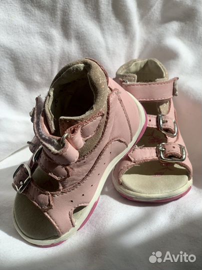 Сандали на девочку Kotofey