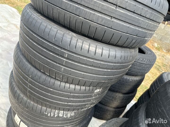 Pirelli P Zero 225/40 R20 94Y