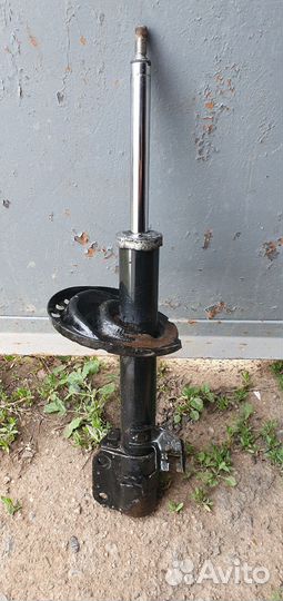 Передняя стойка nissan note e11, пыльники, сайлент