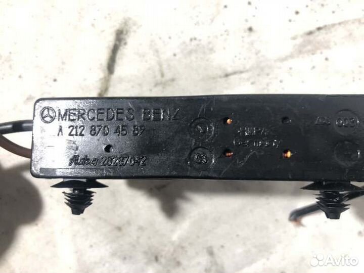 Усилитель антенны Mercedes-Benz E-Class W212