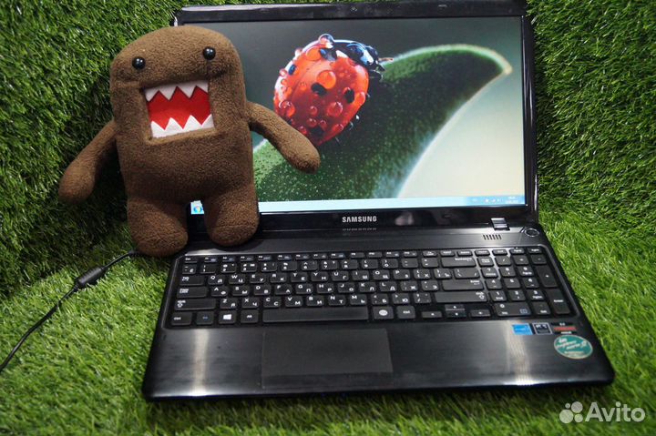Для учебы и работы Samsung 2 ядра/4 гига