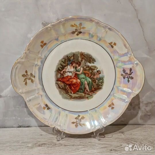 Фарфоровые блюда с ушками и тарелки Мадонна Герман