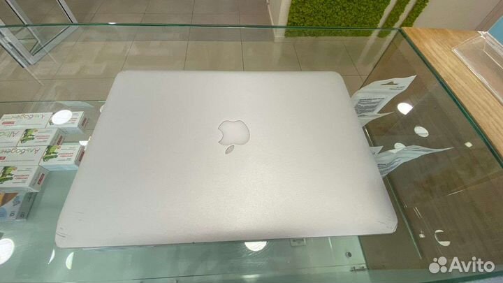 Macbook air 13 2017 i5 Ростест