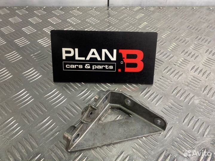 Кронштейн насоса гур Bmw 5 E60 N52B30 2009