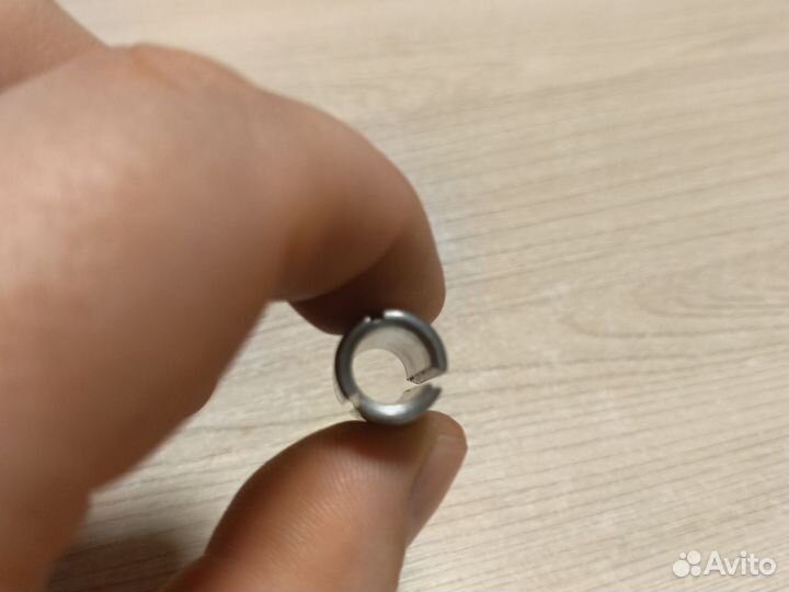 Цанга переходная 8мм. Для фрезера Makita. Новая