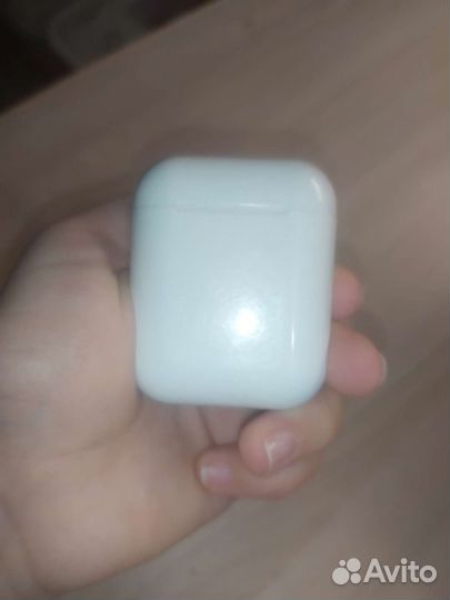 Наушники airpods на востановление не работаю