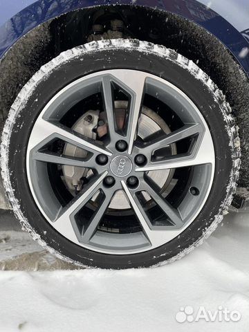 Оригинальные диски audi A4 R18 stars