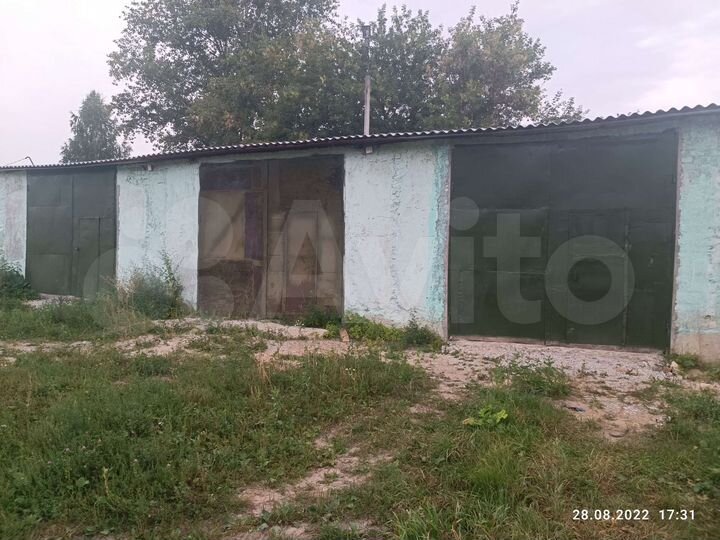 Гараж, > 30 м²