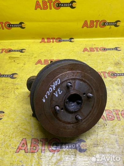 Кулак задний левый Toyota Corolla E101 4EFE 1993