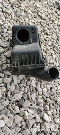 Корпус воздушного фильтра Kia Spectra/Sephia 1.6