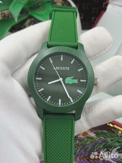 Часы наручные Lacoste