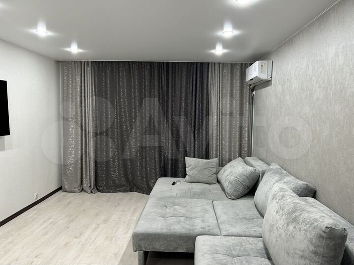 2-к. квартира, 52 м², 4/16 эт.