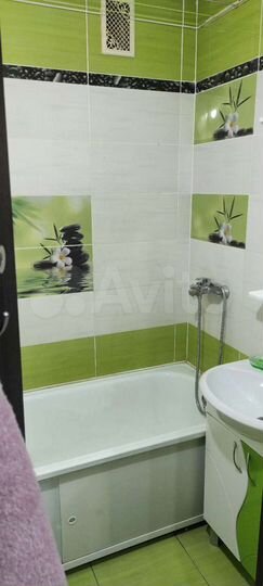 2-к. квартира, 63 м², 9/10 эт.