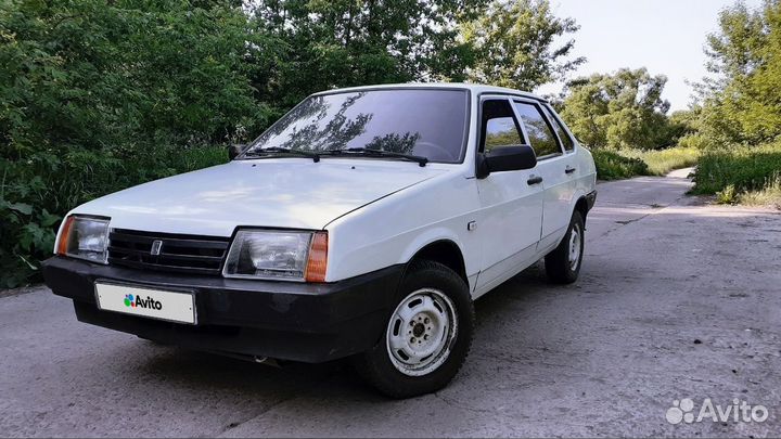 ВАЗ 21099 1.5 МТ, 1996, 260 000 км