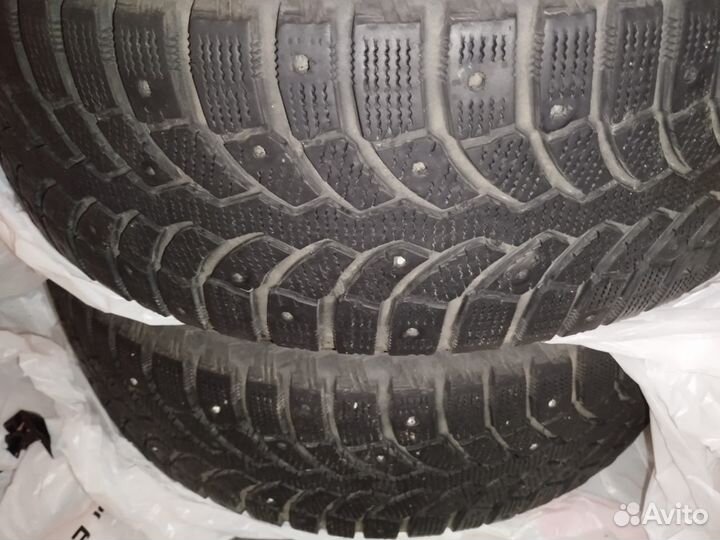 Bridgestone Blizzak Spike-01 19.5/60 R15 88T