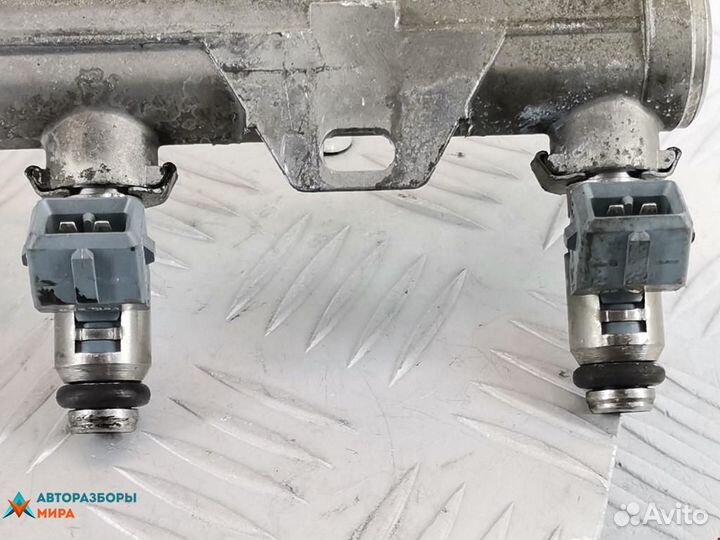 Форсунка Volkswagen Golf 3 2000 036906031C