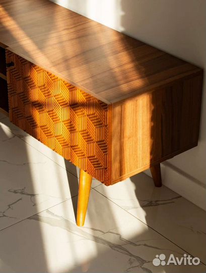 Тумба под тв 150 см, 180 см