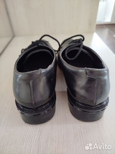 Полуботинки женские 39 размер