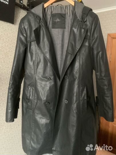 Кожаный плащ