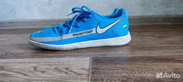 Футзалки nike phantom