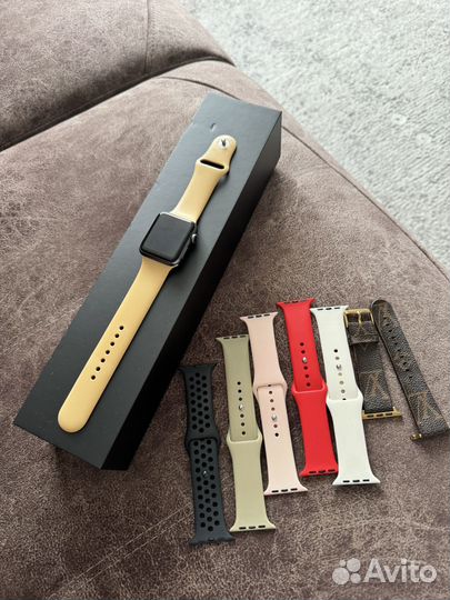 Часы Apple Watch Nike + Series 3
