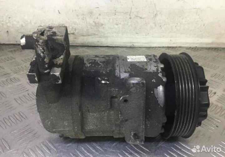 Компрессор кондиционера Opel Corsa D 55703721