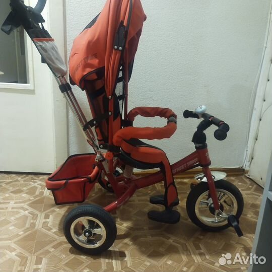 Детский трехколесный велосипед