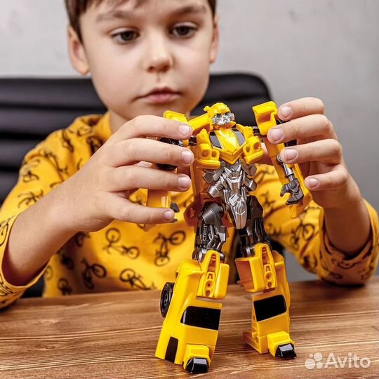 Робот-трансформер машинка Бамблби Камаро