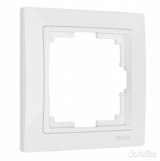 Рамки для розеток и выключателей Werkel Stark