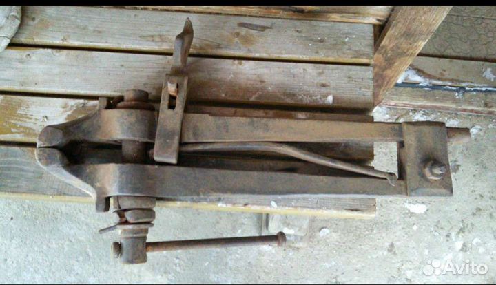 Наковальня тиски 19 век 1897 года клеймо