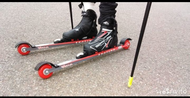 Ботинки лыжные