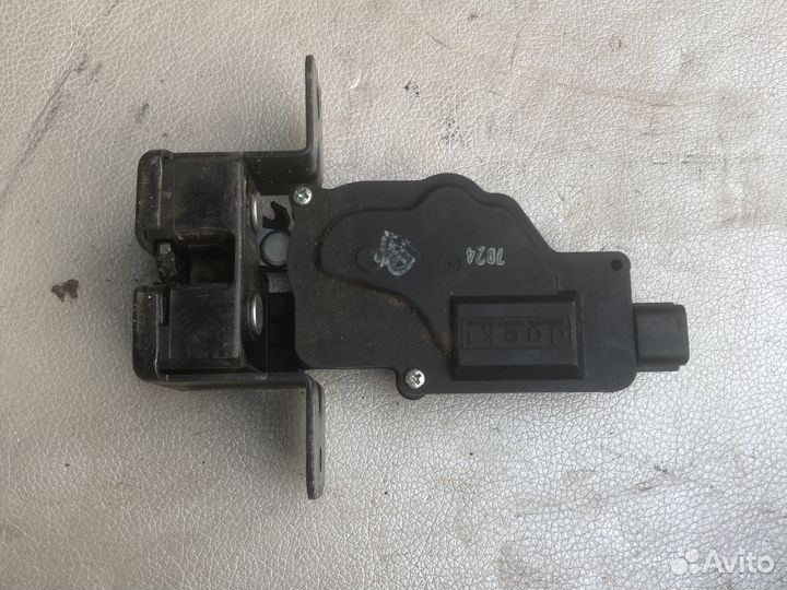 Замок заднего стекла kia sorento
