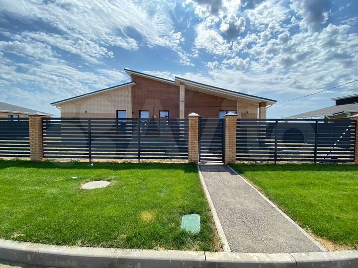 Дом 158 м² на участке 9 сот.