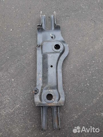 Балка передняя поперечная для Mazda BT-50 2006