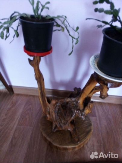 Подцветочник