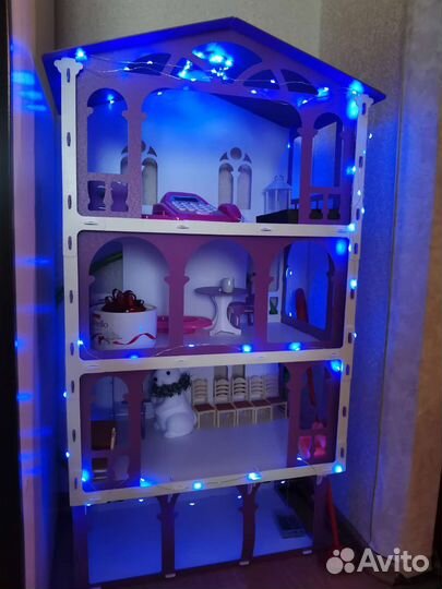 Кукольный домик