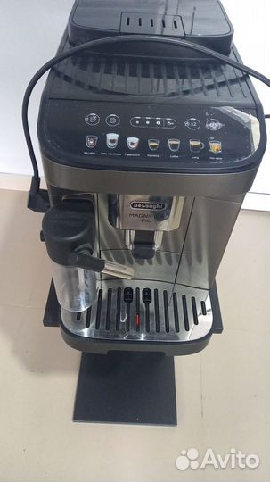 Кофемашина delonghi magnifica evo