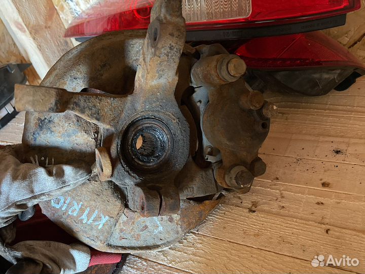 Ступичный подшипник передний левый kia rio 1