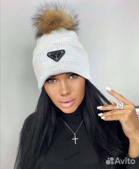 Шапка Prada в наличии