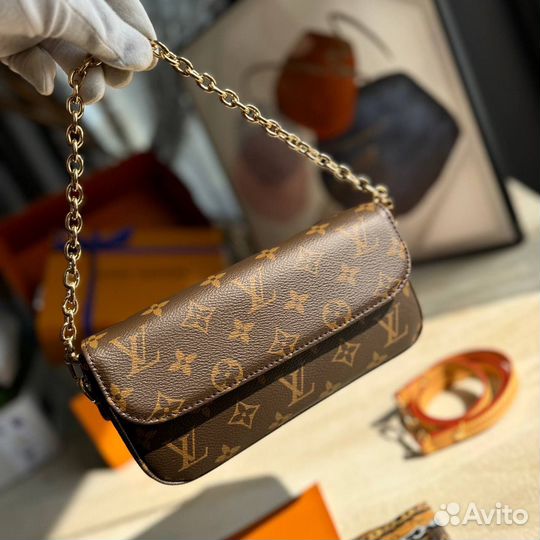 Клатч женский Louis Vuitton