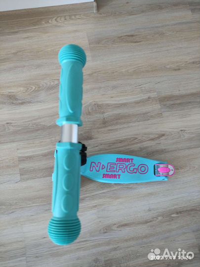 Самокат светящиеся колëса