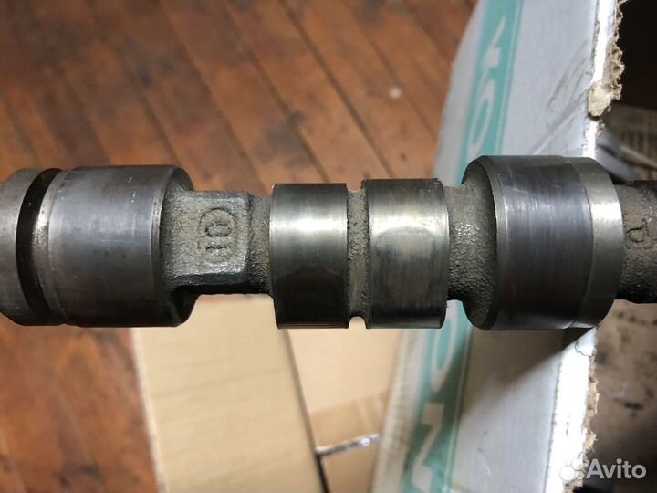 Распредвал с шестерней и коромысло сборе k7m, k7j