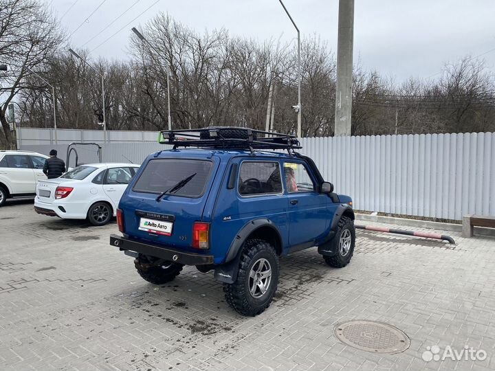 LADA 4x4 (Нива) 1.7 МТ, 2001, 90 000 км