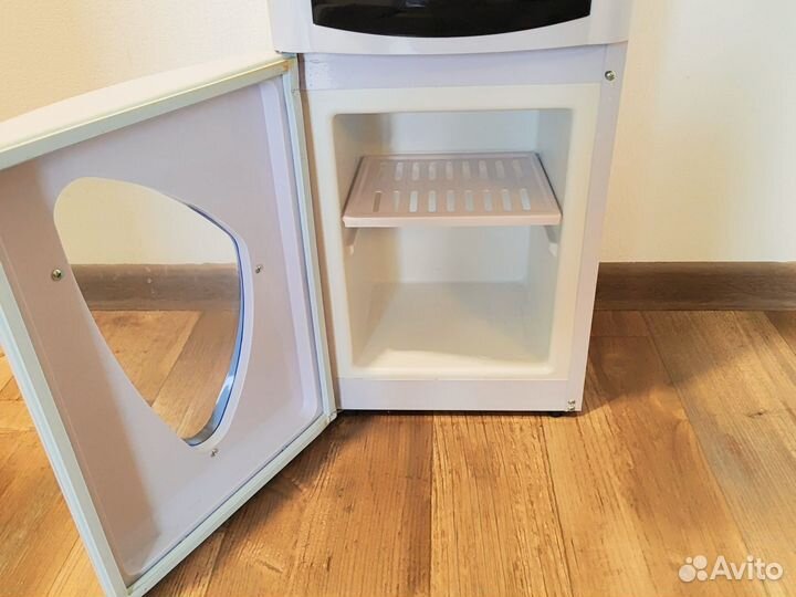 Кулер для воды напольный