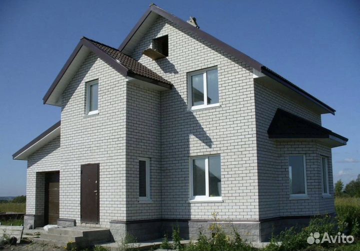 Бригада строителей